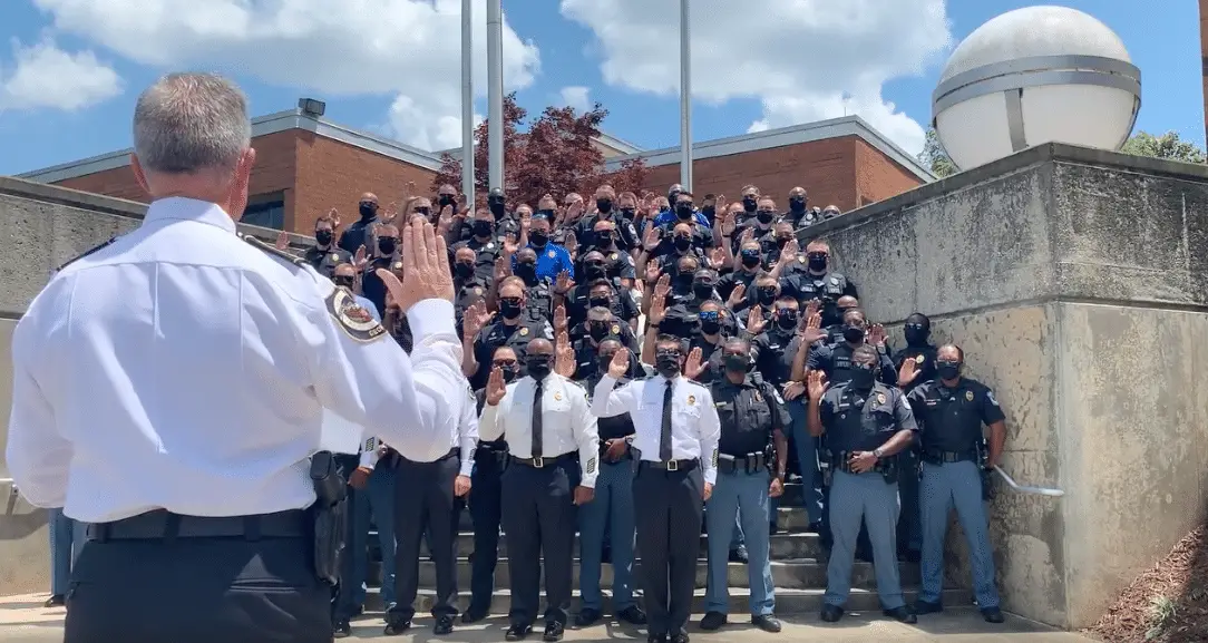 VIDEO: Cobb County Police Department retakes oath of office in show of support for black community