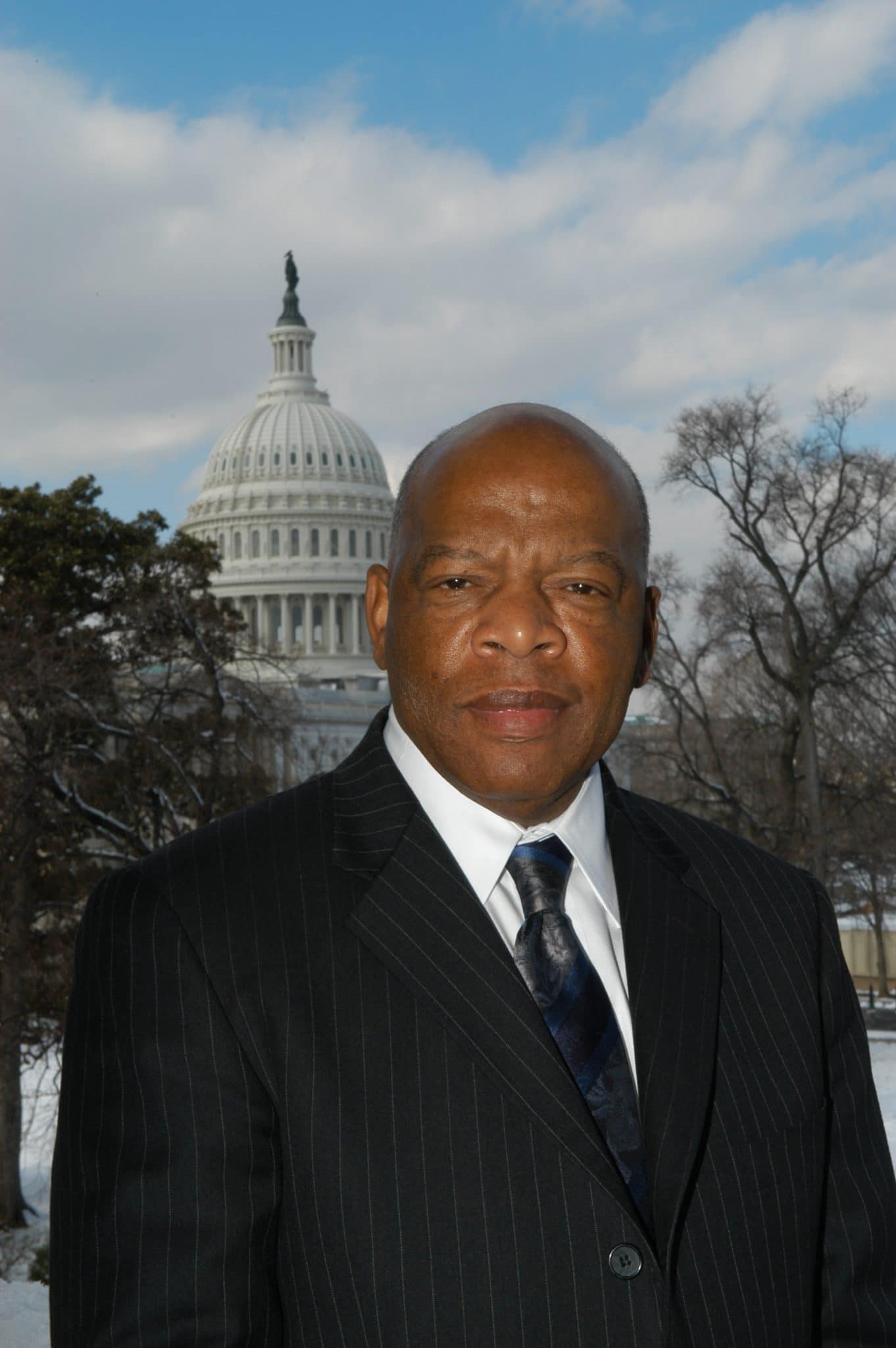 How will John Lewis' replacement in Congress be chosen?