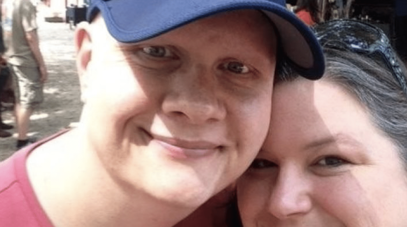 The Cobb County Elementary School teacher who was hospitalized last month due to COVID-19 died at the hospital Christmas morning.