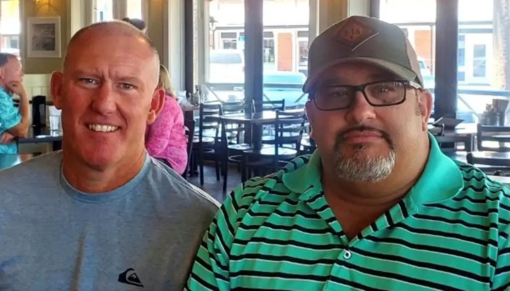 Georgia football coach donates kidney to fellow church member