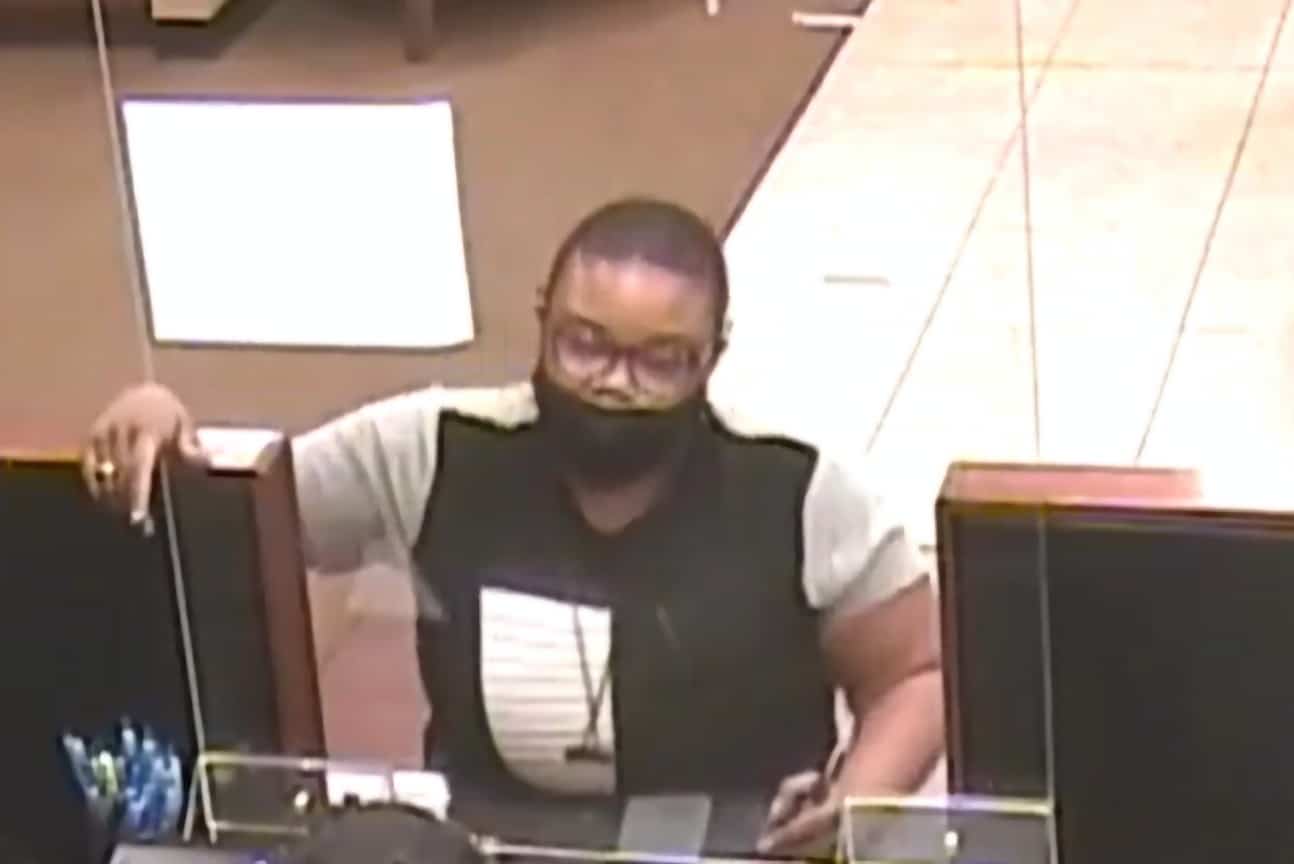 California woman angry about bank policies jumps counter and steals money at Georgia bank