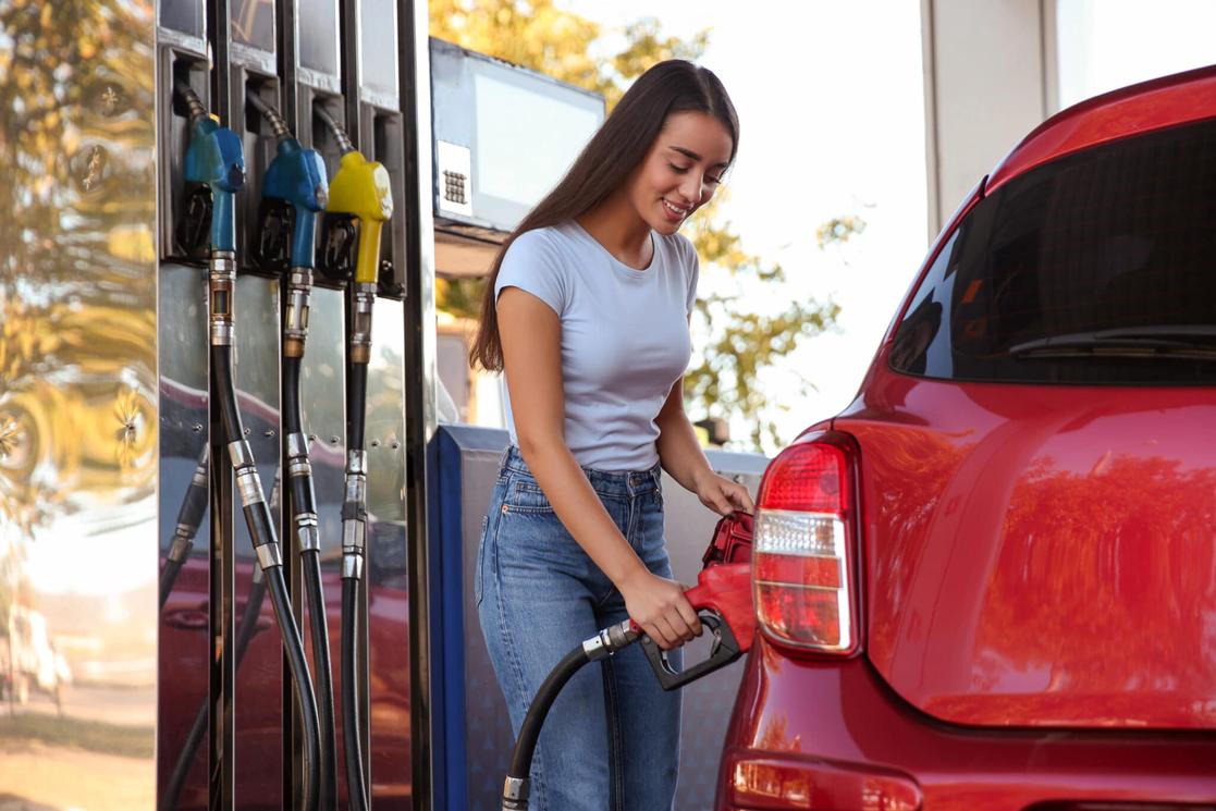 Drivers are paying slightly more at the pump as gas prices in Georgia trend upward after months of decline.