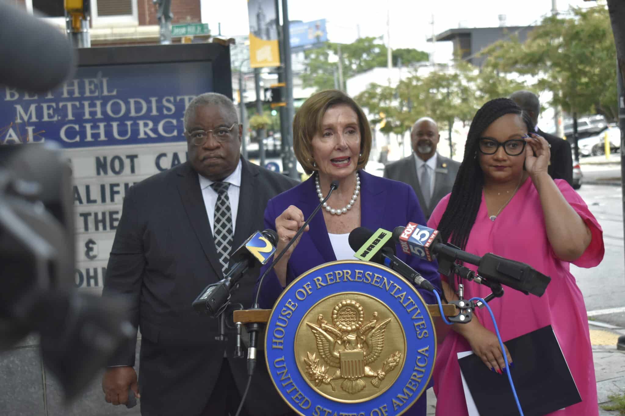 House Speaker Nancy Pelosi paid a visit to Atlanta’s Sweet Auburn neighborhood Thursday to promote a provision of the Democrats’ Inflation Reduction Act intended to stitch together communities divided by racist transportation policy.