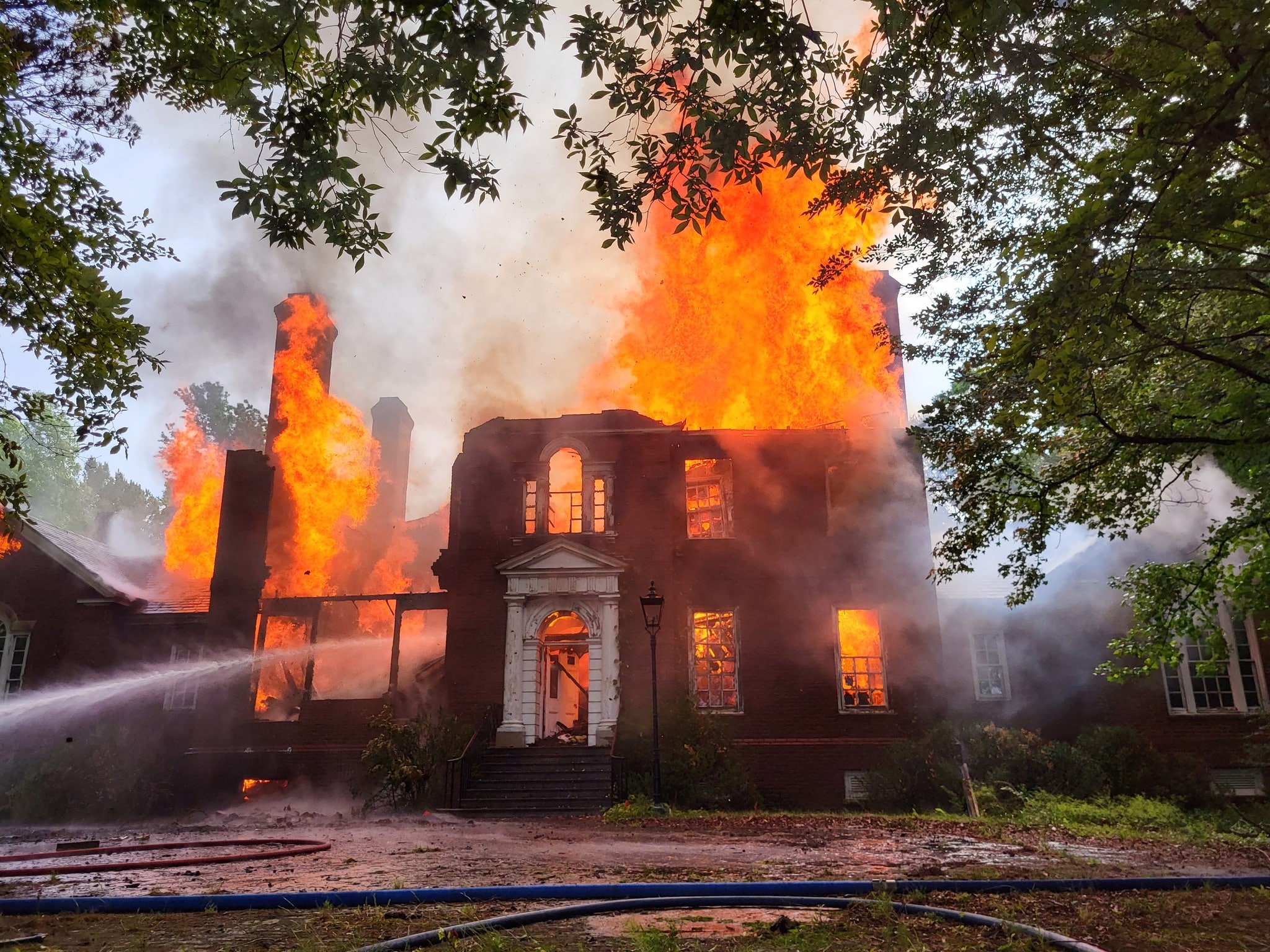 Photos: From Beauty to Ashes - A closer look at the Georgia mansion fire