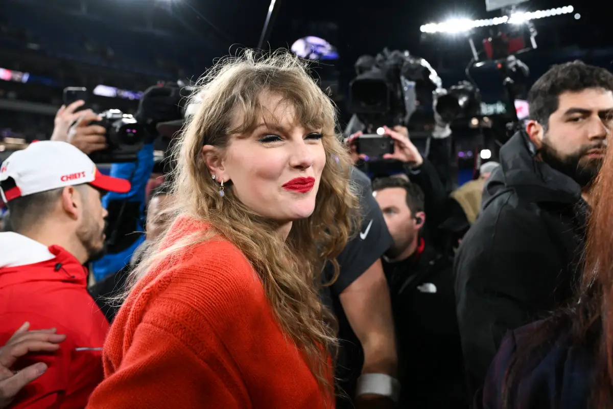 Super Bowl 2024: Emotional Taylor Swift-Inspired Commercial Going Viral