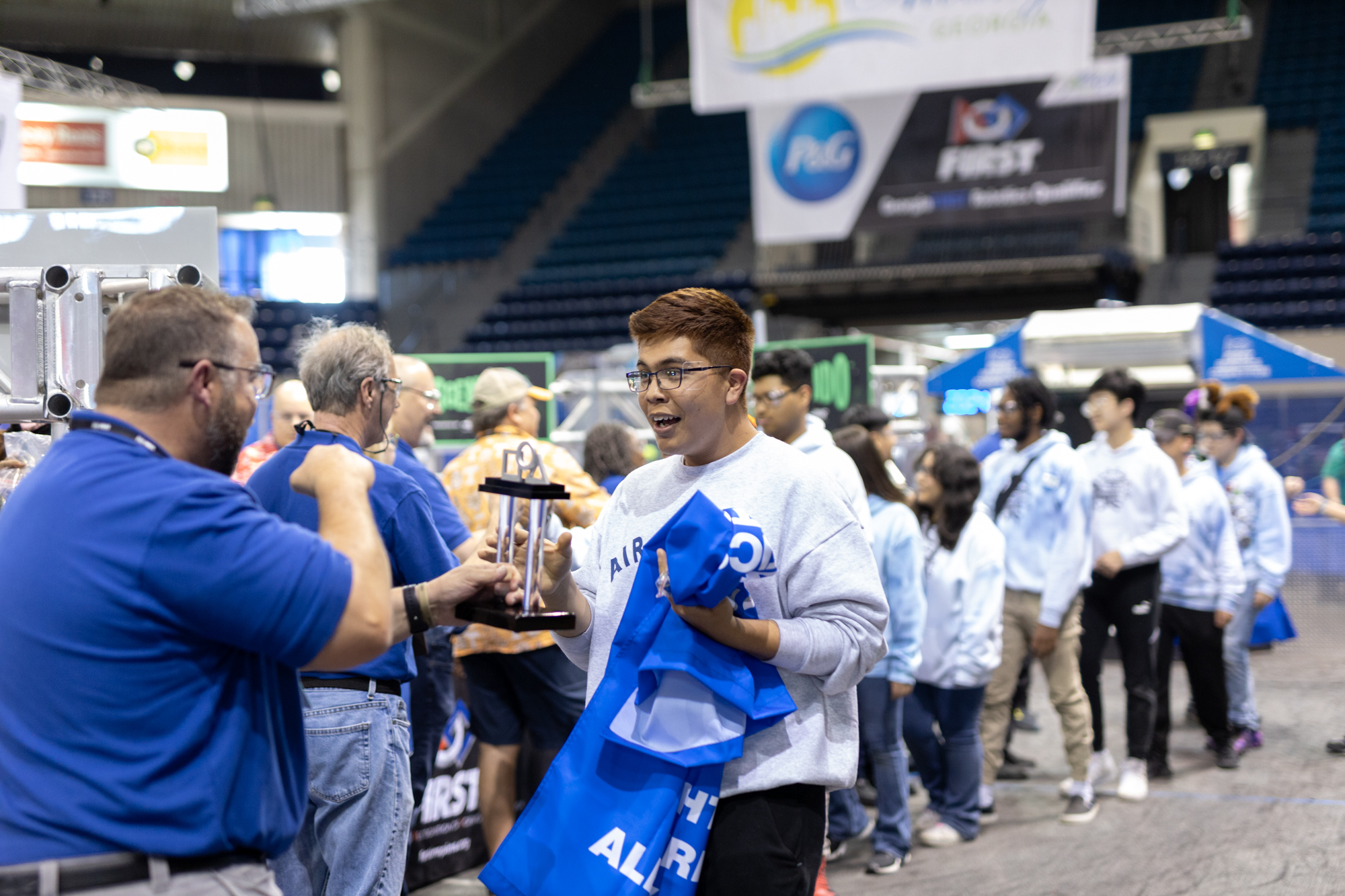 Meadowcreek High School Robotics Team Wins National Robotics Competition