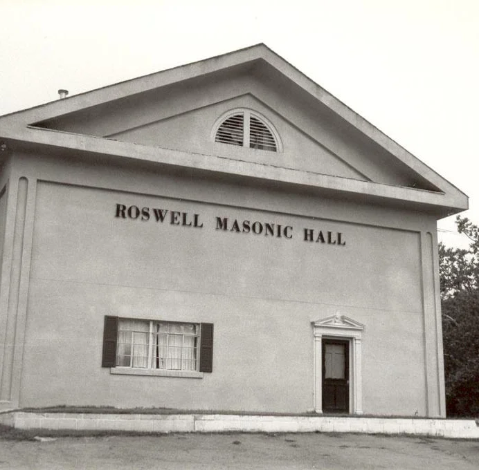 What Are The 'Save Roswell's History' Signs on Canton Street About?