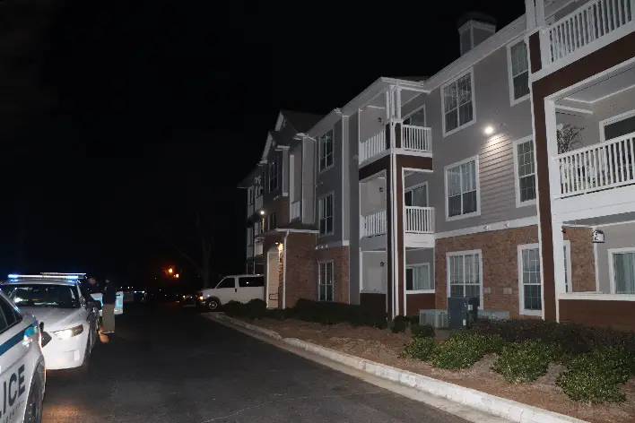 A man and woman were found dead in a Gwinnett County apartment this week in what detectives are calling a possible murder-suicide, prompting a grim investigation that began with a family’s urgent plea for help.