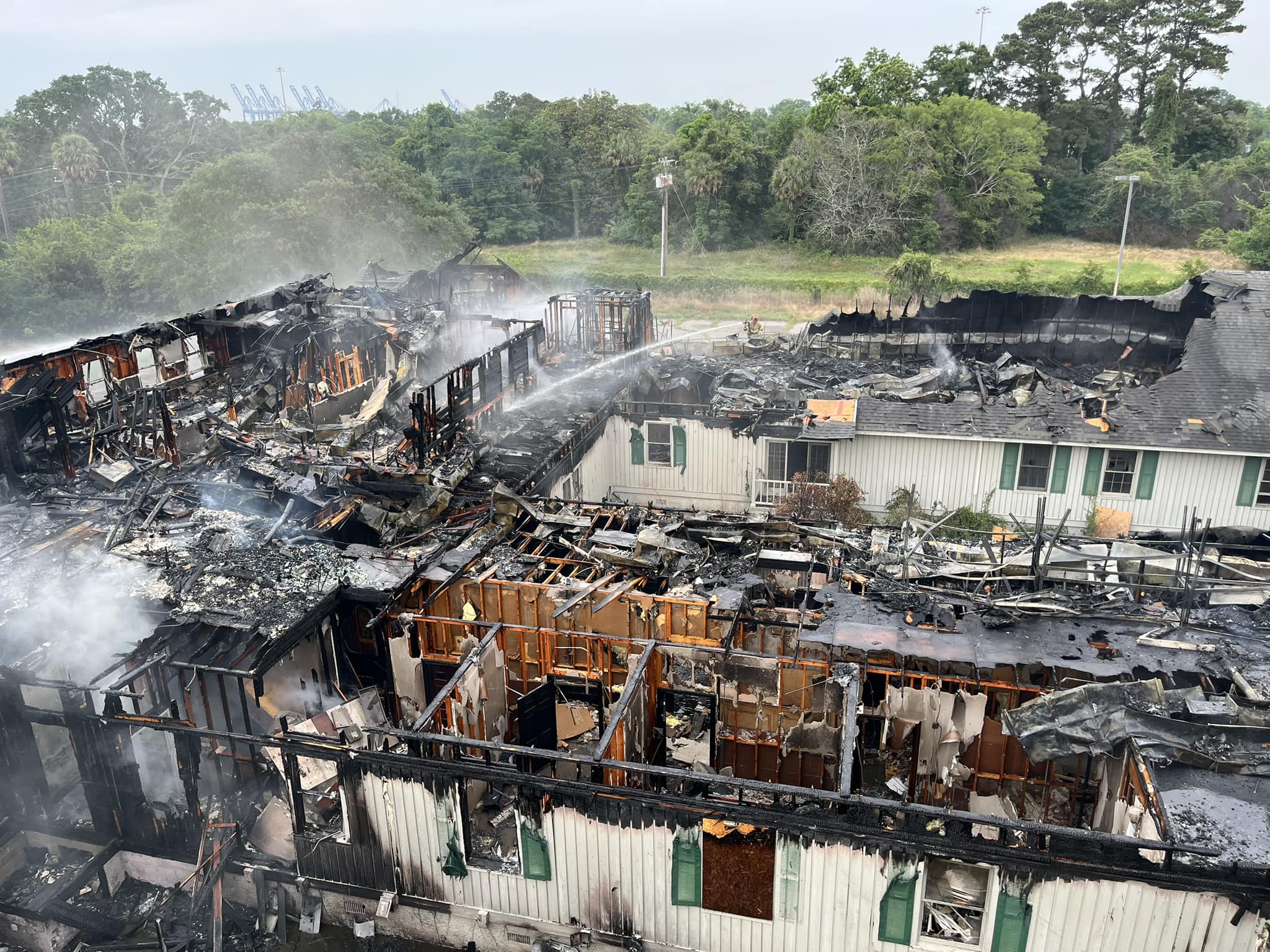 Savannah Fire crews are responding to a structure fire in the 1500 block of Augusta Avenue. The blaze engulfed a vacant structure, destroying it.