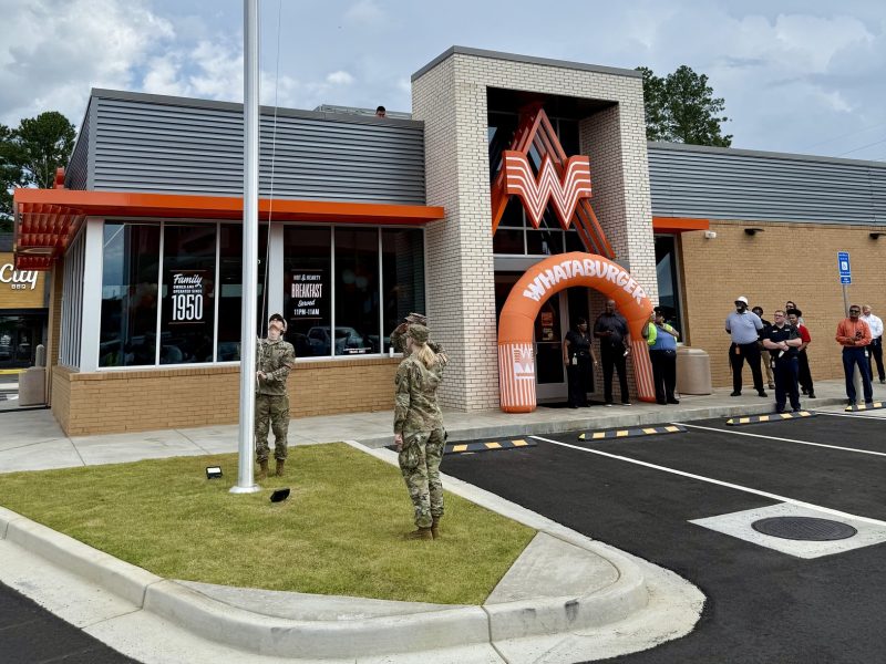 Acworth residents have a new dining option as Whataburger officially opened its doors on Cobb Parkway, with Mayor Tommy Allegood and city officials hosting a ribbon-cutting ceremony on Monday, July 21.