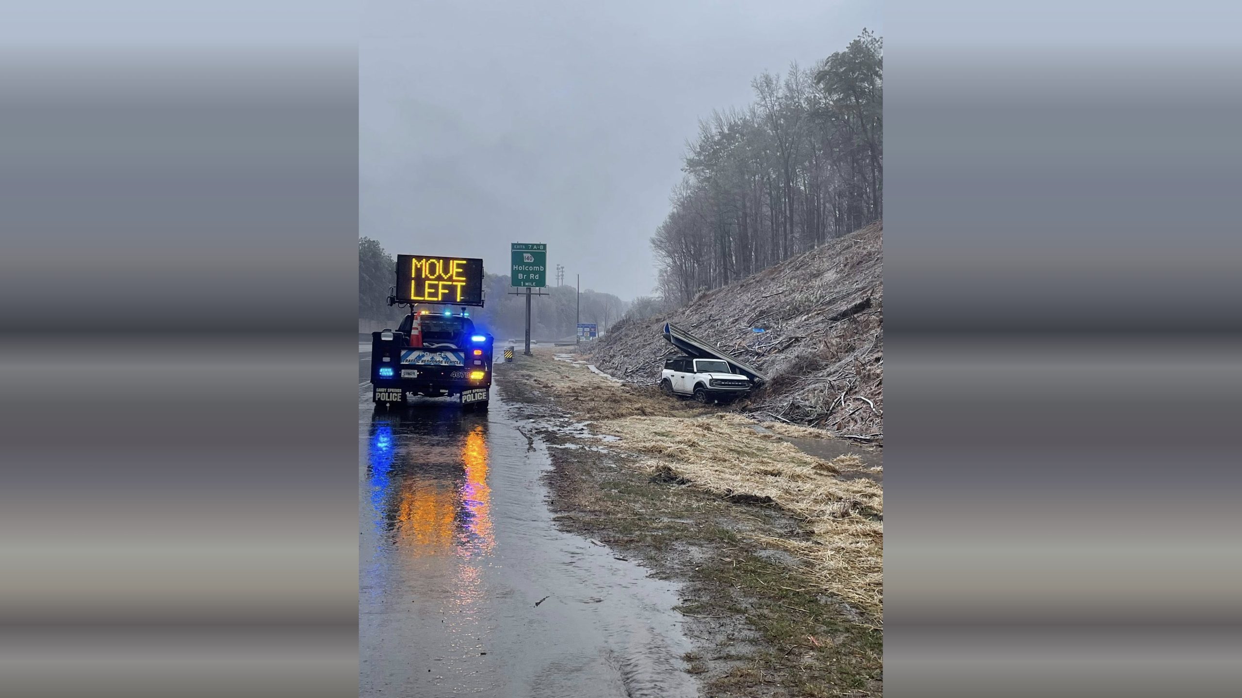 Flooding reported on Ga. 400 south of Northridge as ice storm continues
