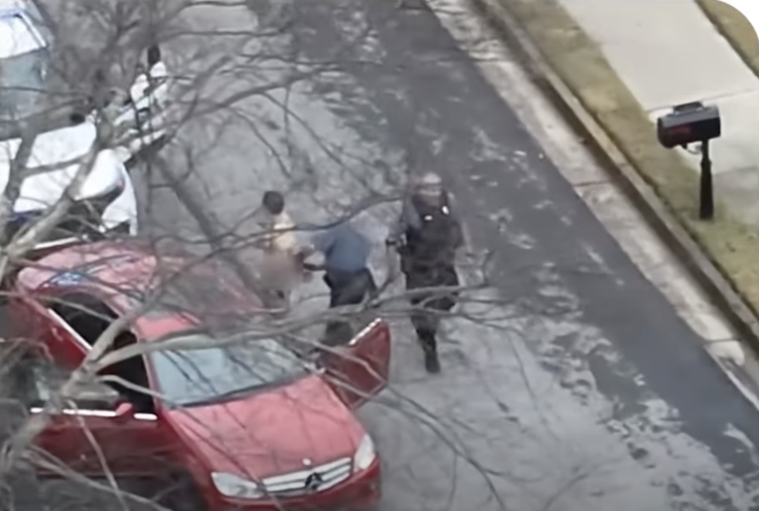 Tablecloth Bandit Goes on Crime Spree in Gwinnett