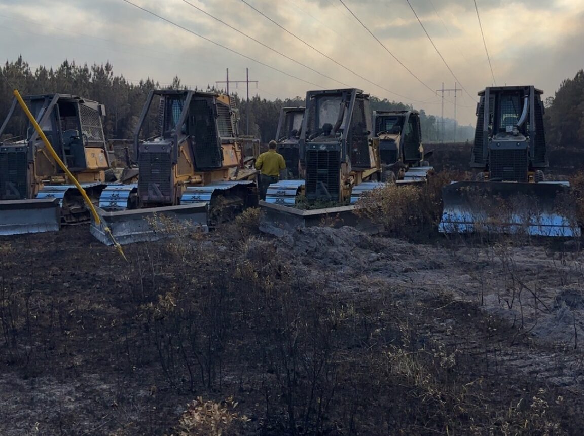 2 massive wildfires continue to burn across South Georgia