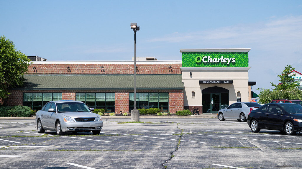 O'Charley's abruptly shuts down all of its restaurants