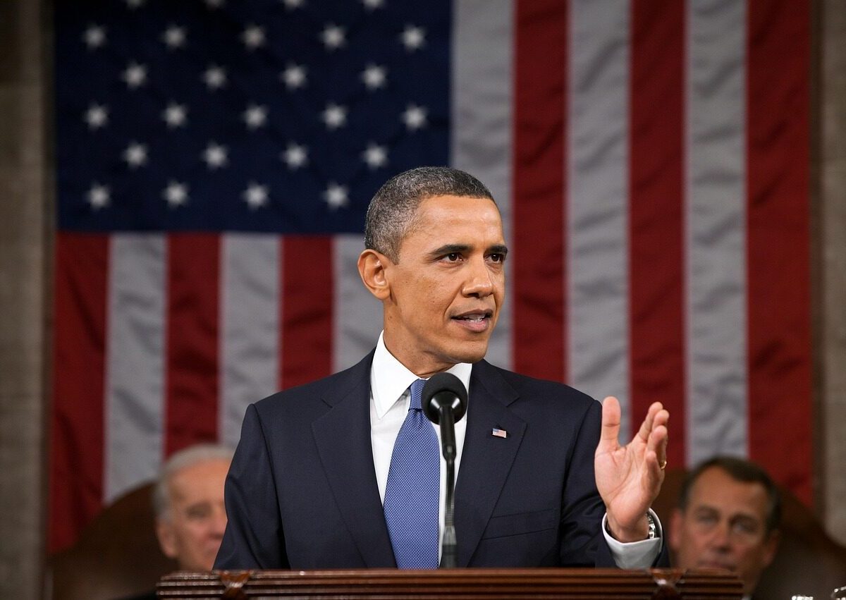 barack obama, official portrait, president of the united states, hd wallpaper, america, washington, official photo, free background, desktop backgrounds, speech, conference, 4k wallpaper, full hd wallpaper, cool backgrounds, 4k wallpaper 1920x1080, united states flag, laptop wallpaper, windows wallpaper, us, usa, wallpaper 4k, mac wallpaper, free wallpaper, american, man, person, beautiful wallpaper, wallpaper hd, wallpaper