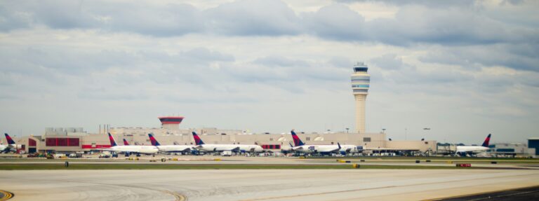 How to Navigate Your Atlanta Airport Experience scott fillmer fchuekqkl1u unsplash